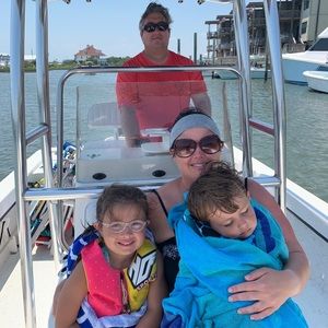 Meet your Posher, Guy